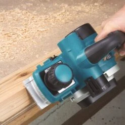 Makita KP0810K 230 V Schaaf 82 Mm 25 Makita KP0810K 230 V Schaaf 82 Mm -Gereedschapswinkel KP0810 B3LK