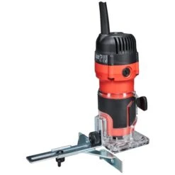 Makita M3702 230 V Kantenfrees -Gereedschapswinkel m3702 c2l0